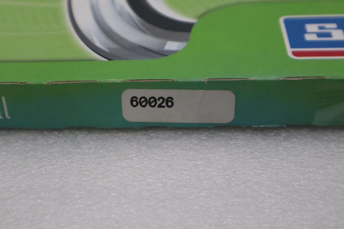 Used NEW IN BOX CR (SKF) Radial Shaft Seal 60026 STOCK 5670A