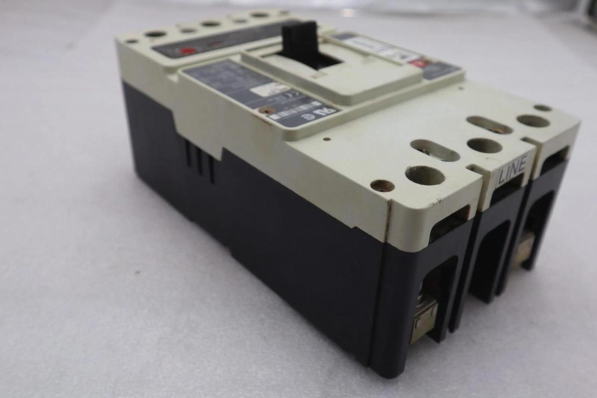 Used CUTLER-HAMMER HM2P400X5WS10 MOTOR CIRCUIT PROTECTOR SERIES C 600VAC STOCK #3219
