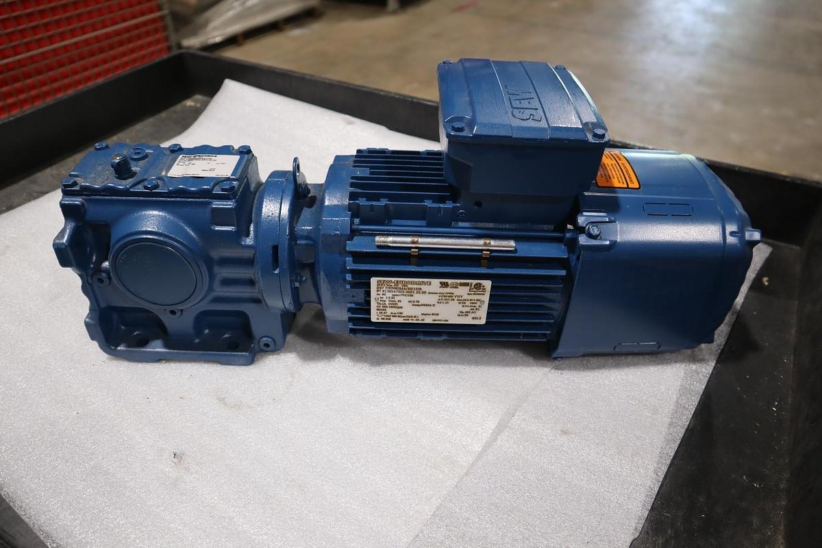 NEW Sew Eurodrive S47 DRN80M4/BE1HR Helical Worm Gearmotor STOCK HP146