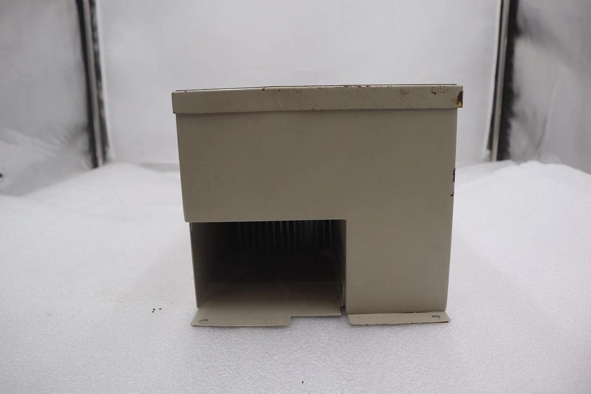 Used TOSHIBA G3 TOSVERT-130 TRANSISTOR INVERTER vt130g3u4080n4 7.5 HP STOCK 4334
