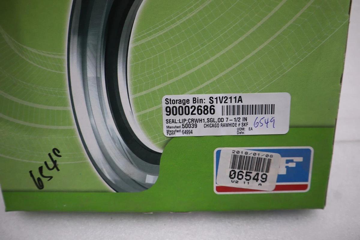 Used NEW Chicago Rawhide CR-64994 Oil Seal STOCK 5665A