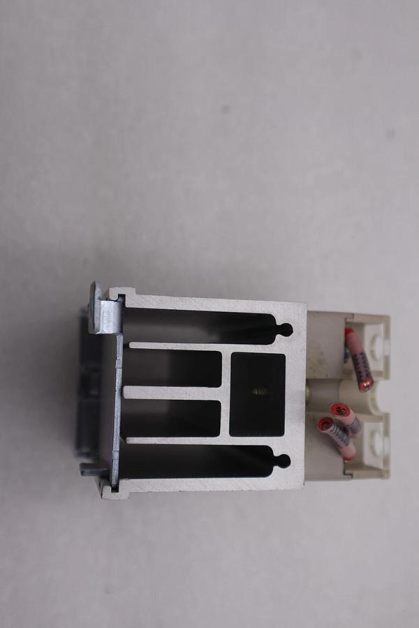 Used LOT OF 10 ALLEN BRADLEY 700-SH10GZ25 Solid State Relays Stock 2062