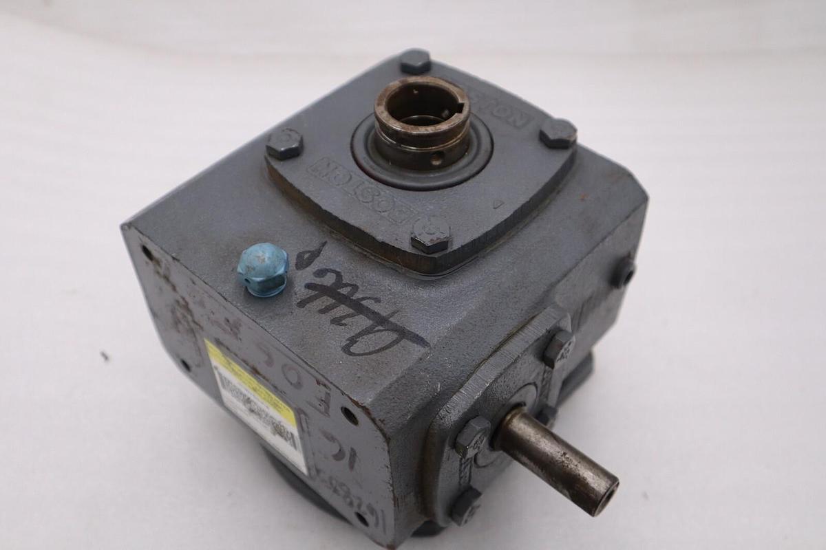 Used BOSTON GEAR H718-5-H-P16 Right Angle Hollow Shaft Worm Gear Speed Reducer #H981