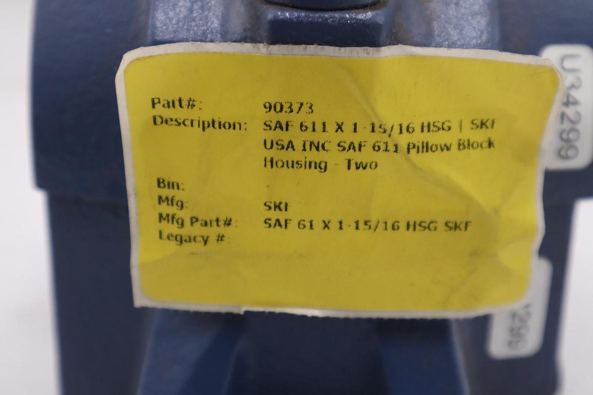 SKF SAF-611 / SAF611 - NEW NO BOX - STOCK CC159