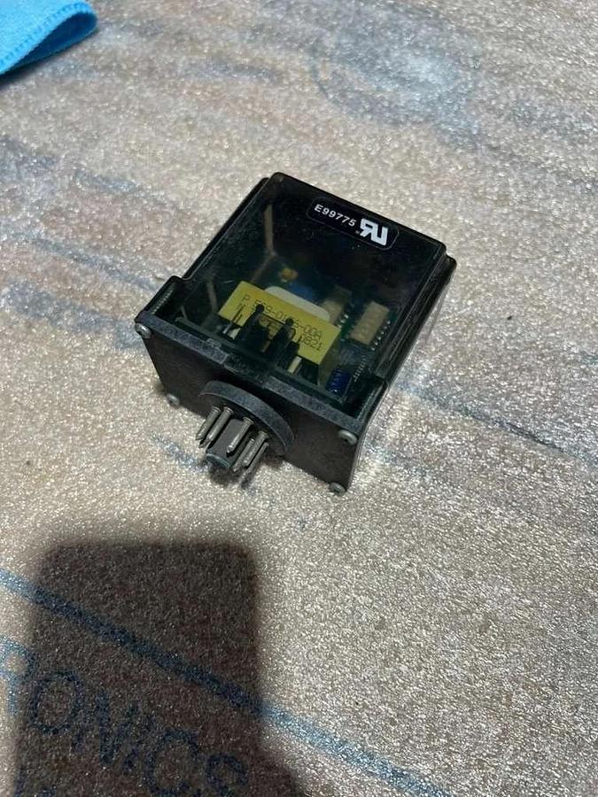 NEW OPEN BOX Action PAK 4380-2000-1 Signal Conditioner STK L687CC