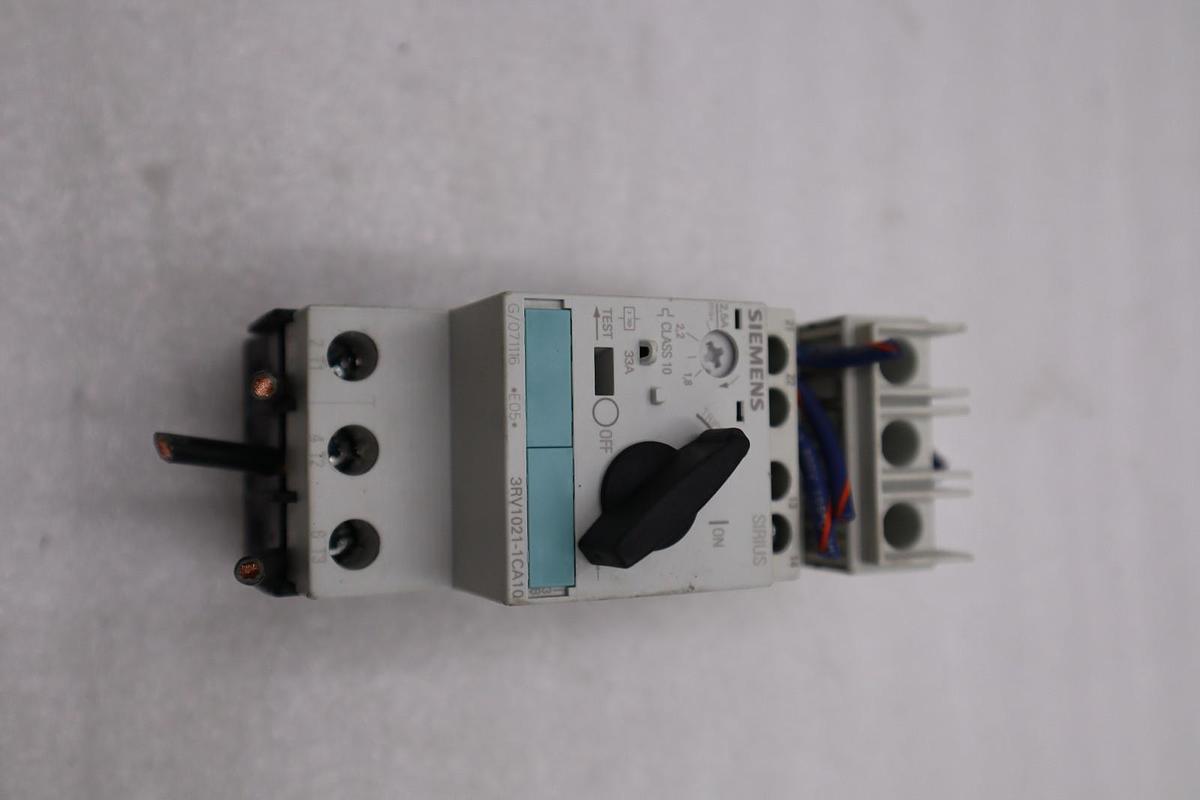 Used LOT OF 4 Siemens 3RV1021-1CA10 Manual Circuit Breaker 1.8-2.5A STOCK H1828