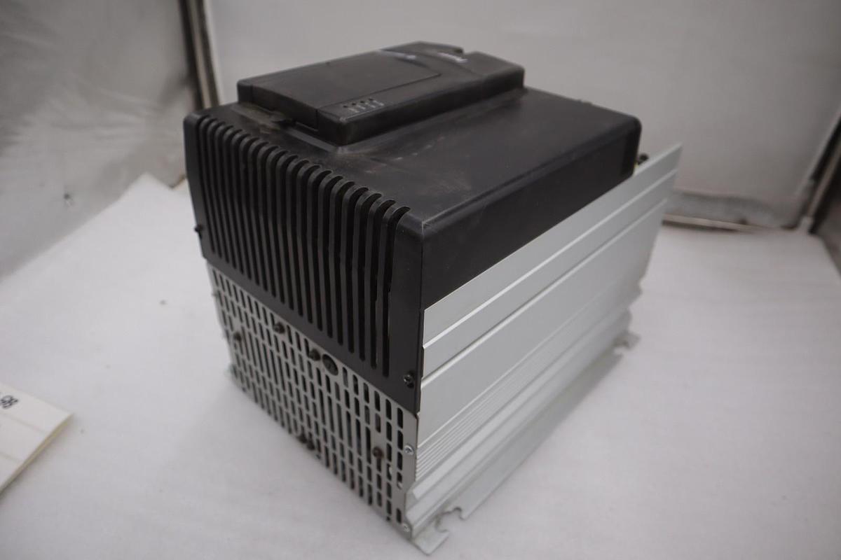 Used ALLEN-BRADLEY 23PMF4 POWERFLEX DC STANDALONE REGULATOR - STOCK SGF81