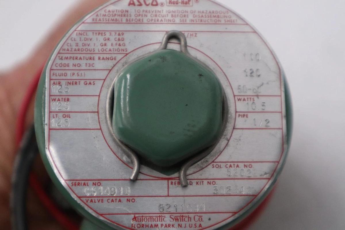 NEW OPEN BOX ASCO 8211C34 SOLENOID VALVE STOCK L90C