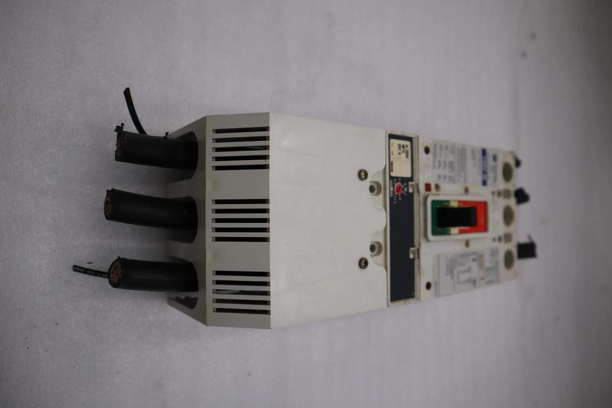 Used Allen Bradley 140U-J6X3 100A 3P 600V AC 250V DC Circuit Breaker STOCK H1871