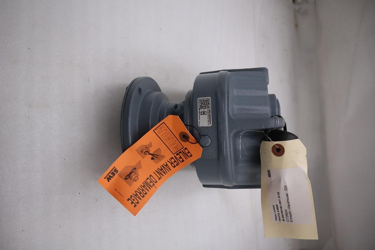 NEW SEW EURODRIVE FA47/G AM56 GEAR REDUCER 150.06:1 - STOCK SGF113