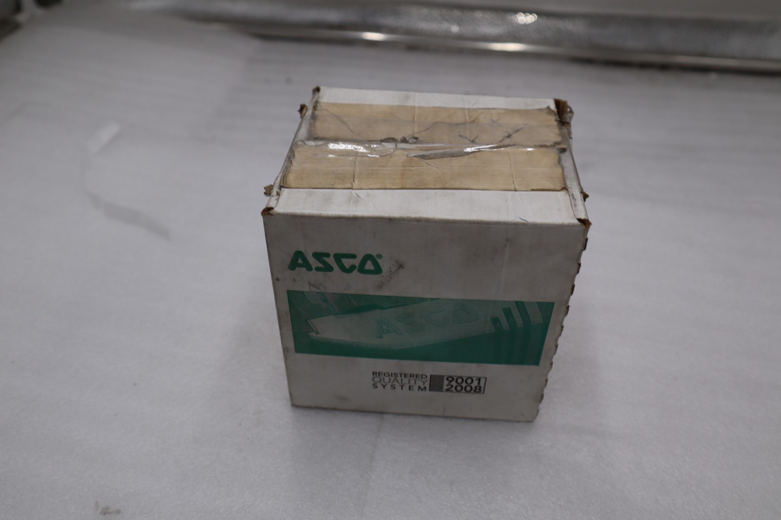 NEW ASCO U8401B101 SOLENOID VALVE 24VDC 20-150 PSI - STOCK K-3254CC
