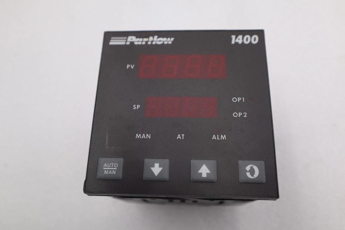 Used DANAHER CONTROLS 1400 PARTLOW 14003000 TEMPERATURE CONTROLLER Stock 4308