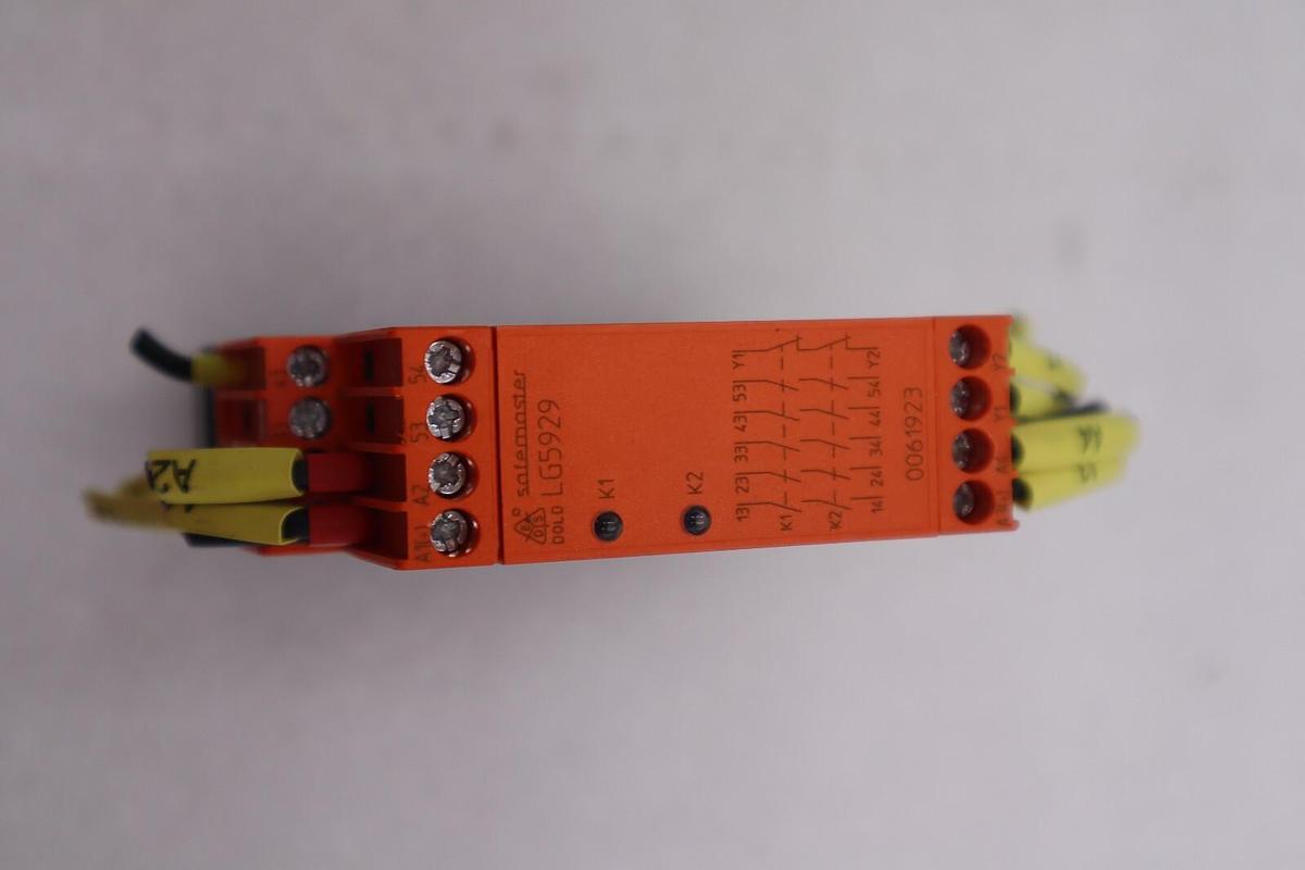 Used NEW Dold LG5929.60/100/61 Safety Relay Extension Module STOCK K-1626