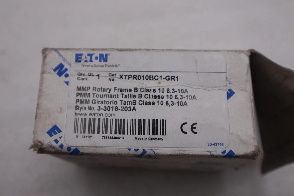 NEW OPEN BOX EATON XTPR010BC1-GR1 CIRCUIT BREAKER STK K2107CC