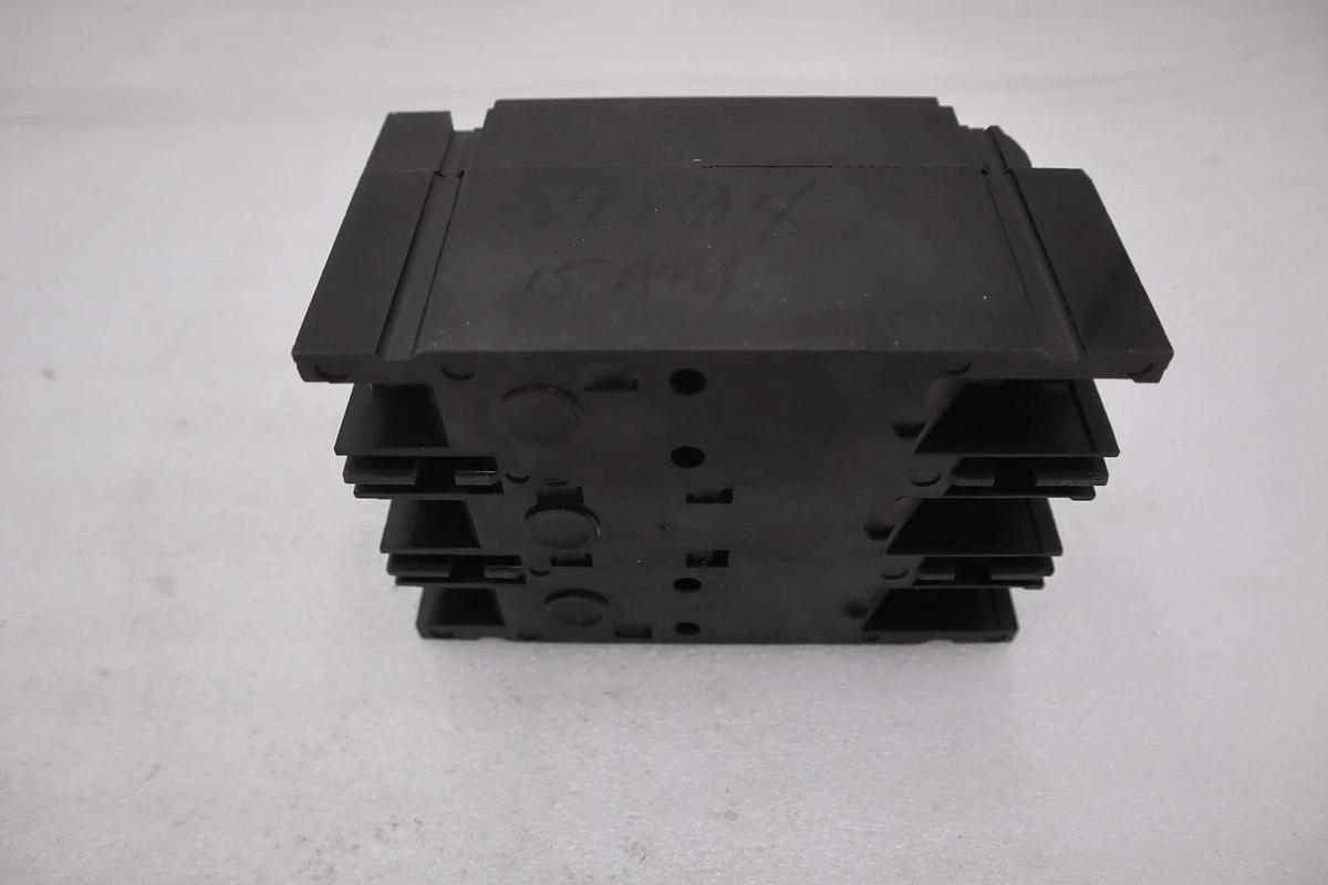 Used WESTINGHOUSE EHB3015L 3 POLE 15 AMP 15A  480V CIRCUIT BREAKER STK CC244