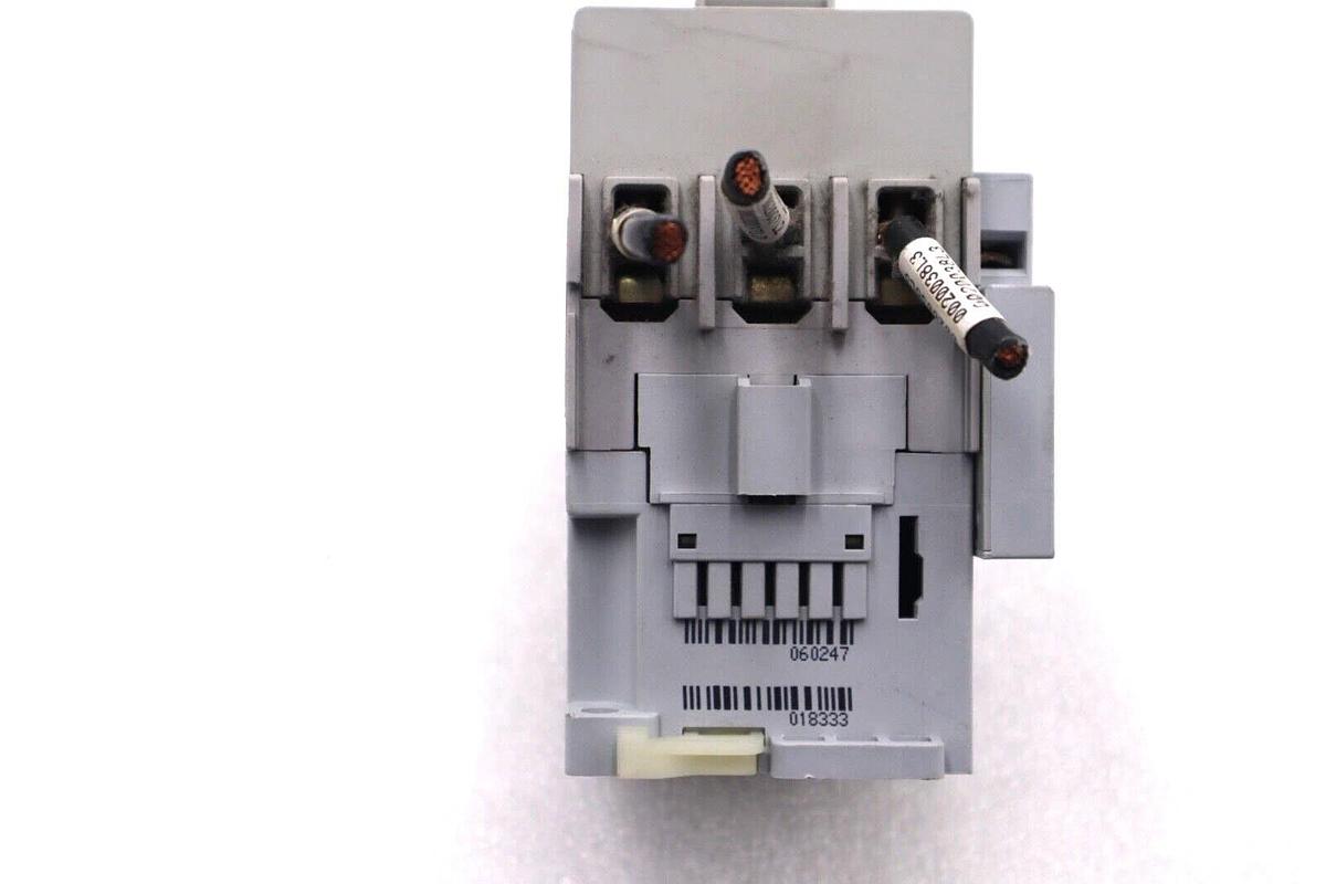 Used NEW ALLEN BRADLEY 100-S SERIES B 100-C43 SAFETY CONTACTOR #L-679
