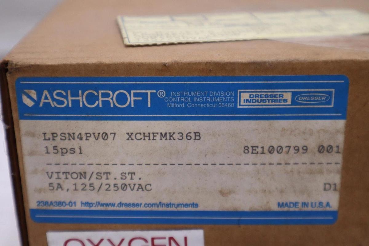 Used NEW ASHCROFT LPSN4PV07 XCHFMK36B Pressure Switch 200psi 5A 125/250VAC STOCK H984