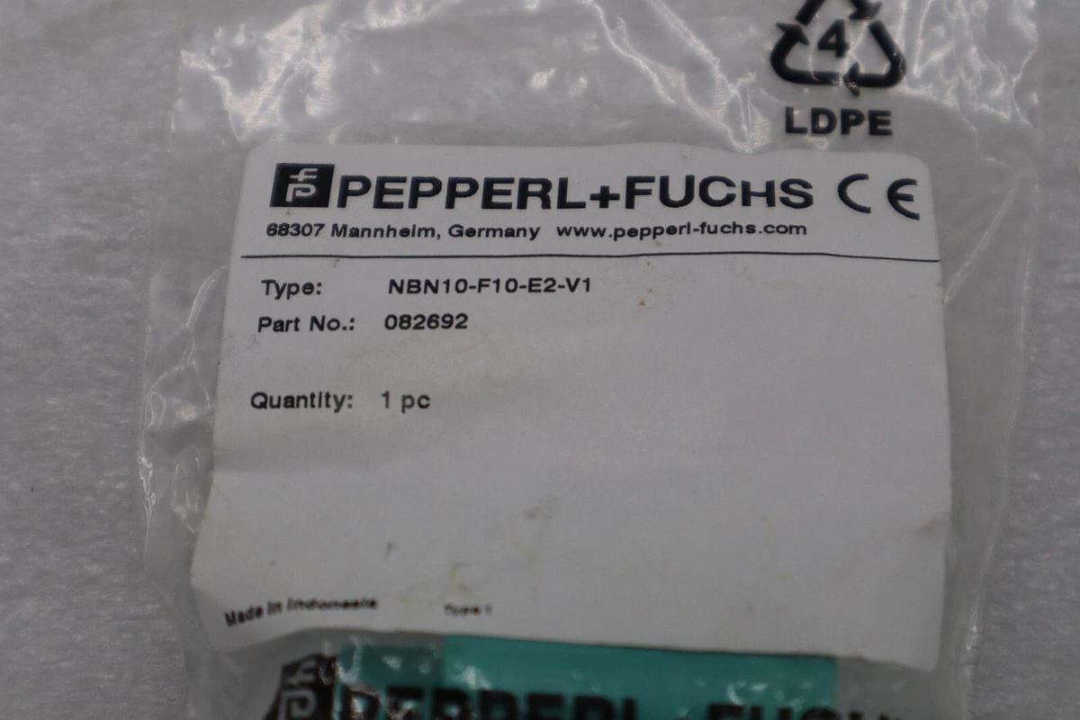 PEPPERL & FUCHS NBN10-F10-E2-V1 / NBN10F10E2V1 NEW 028692 (7 AVAILABLE) #G792A