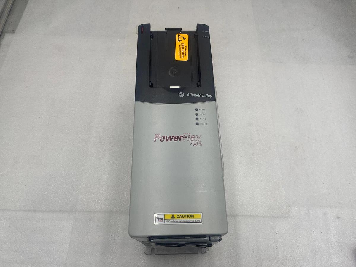 New Allen Bradley Power Flex 700 Drive 3 HP 3 Phase 20BD5P0A0AYNANC0 STOCK 2413