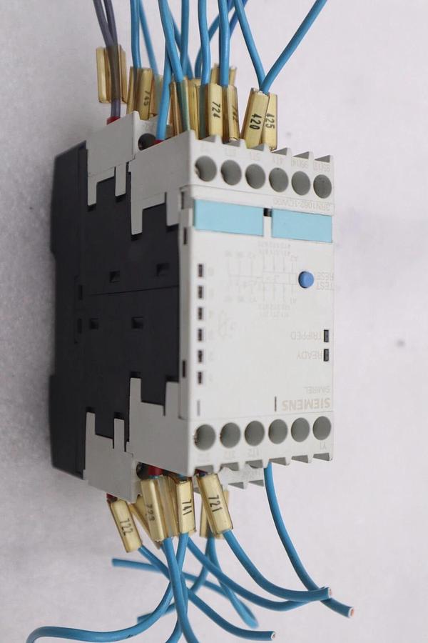 Used SIEMENS 3RN1062-1CW00 THERMISTOR MOTOR PROTECTION CIRCUIT STOCK K-3837