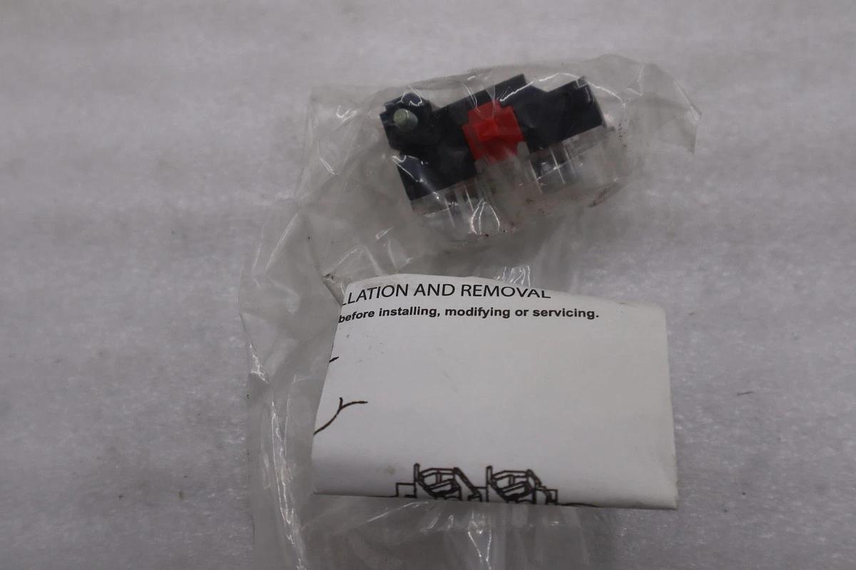 Used GE General Electric CR104PXC01 Contact Block NEW IN BOX STOCK GF-316A 783166289402