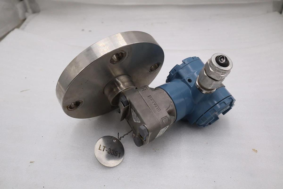 Used Rosemount 2051L3AA0FD21AA Pressure Transmitter 4 - 20 mA  Hart STOCK 2903A