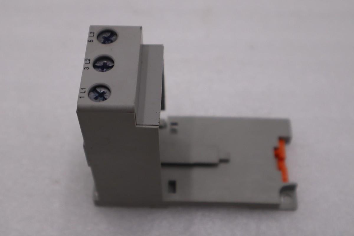 Used LOT OF 2 --- AB ALLEN BRADLEY 193-T1APM / 193T1APM STK H1607A