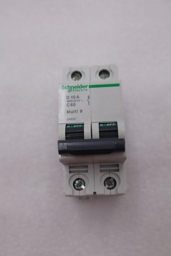 Used SCHNEIDER ELECTRIC GG004D001 CIRCUIT BREAKER 10A 240VAC STOCK #K-2326