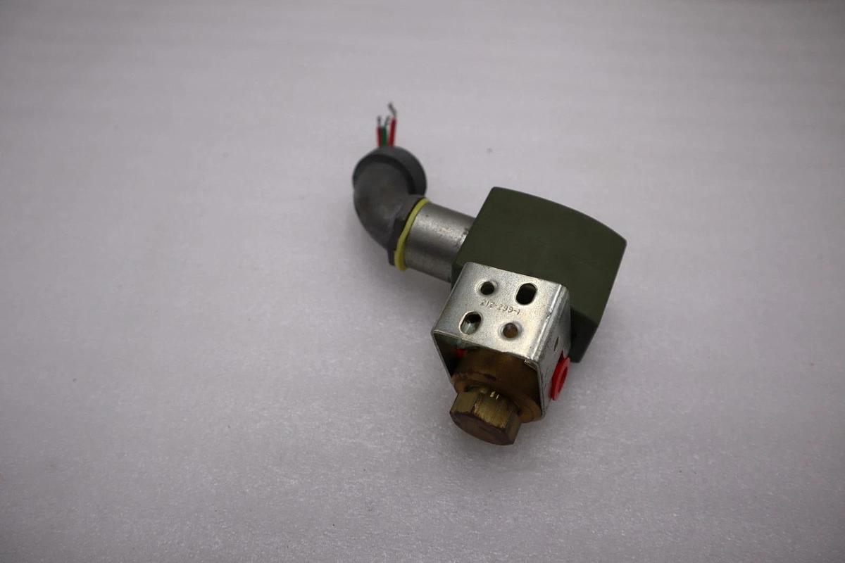 NEW OPEN BOX ASCO 8210G100 110/120V 5-150PSI 2" STK H1176A