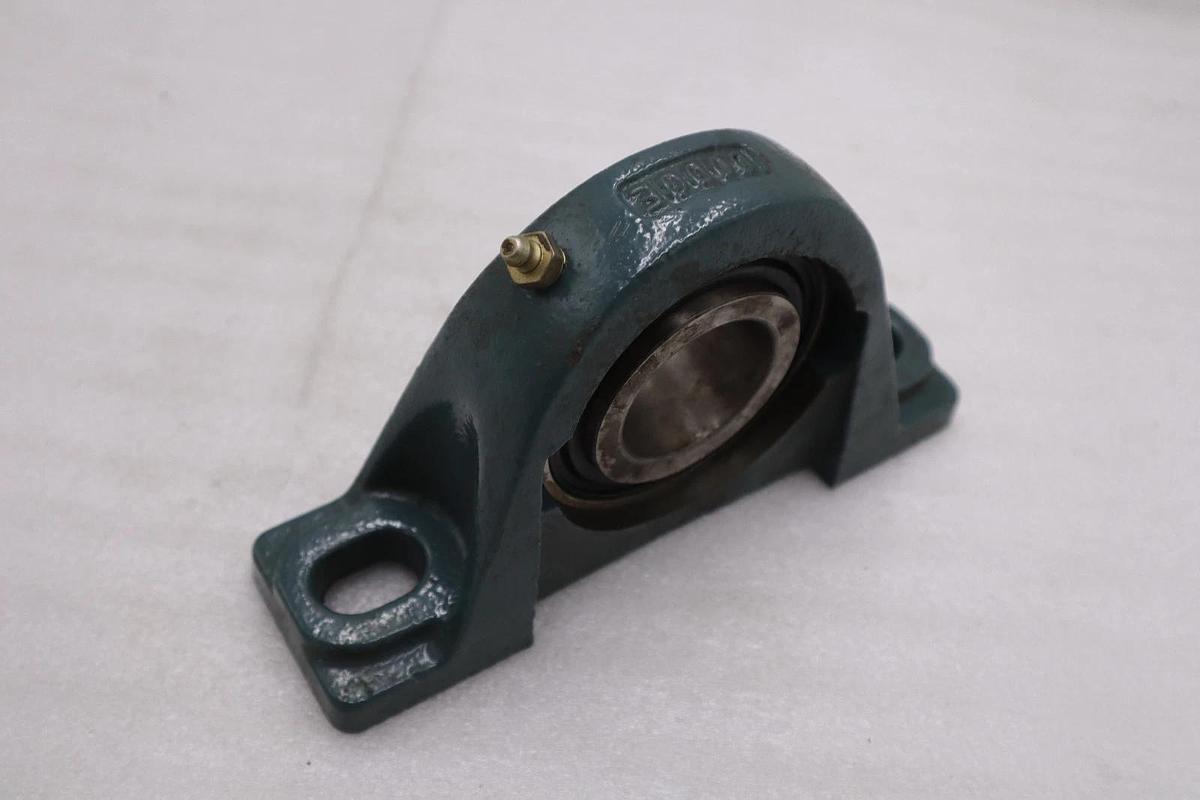 Used Dodge P2B-SCM-112 Pillow Block Bearing 1-3/4" Bore 2 Bolt Base - STOCK 5629CC