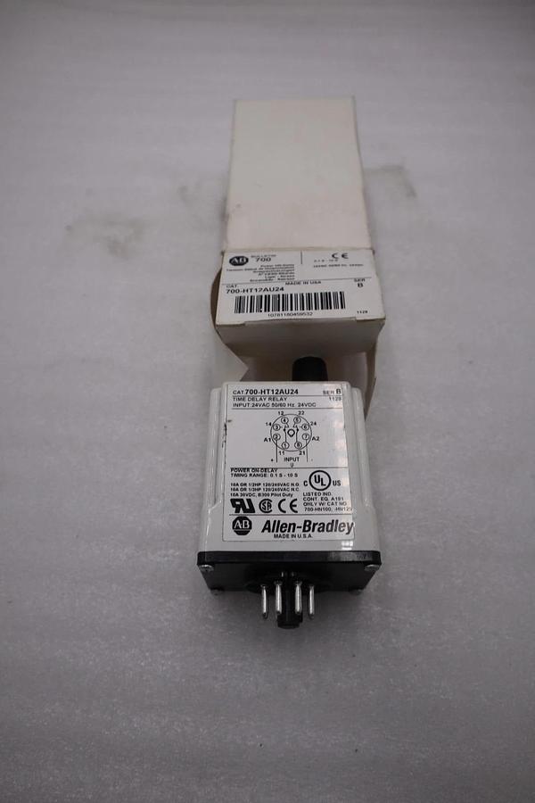 NEW ALLEN BRADLEY 700-HT12AU24 RELAY SER.B STOCK H815A