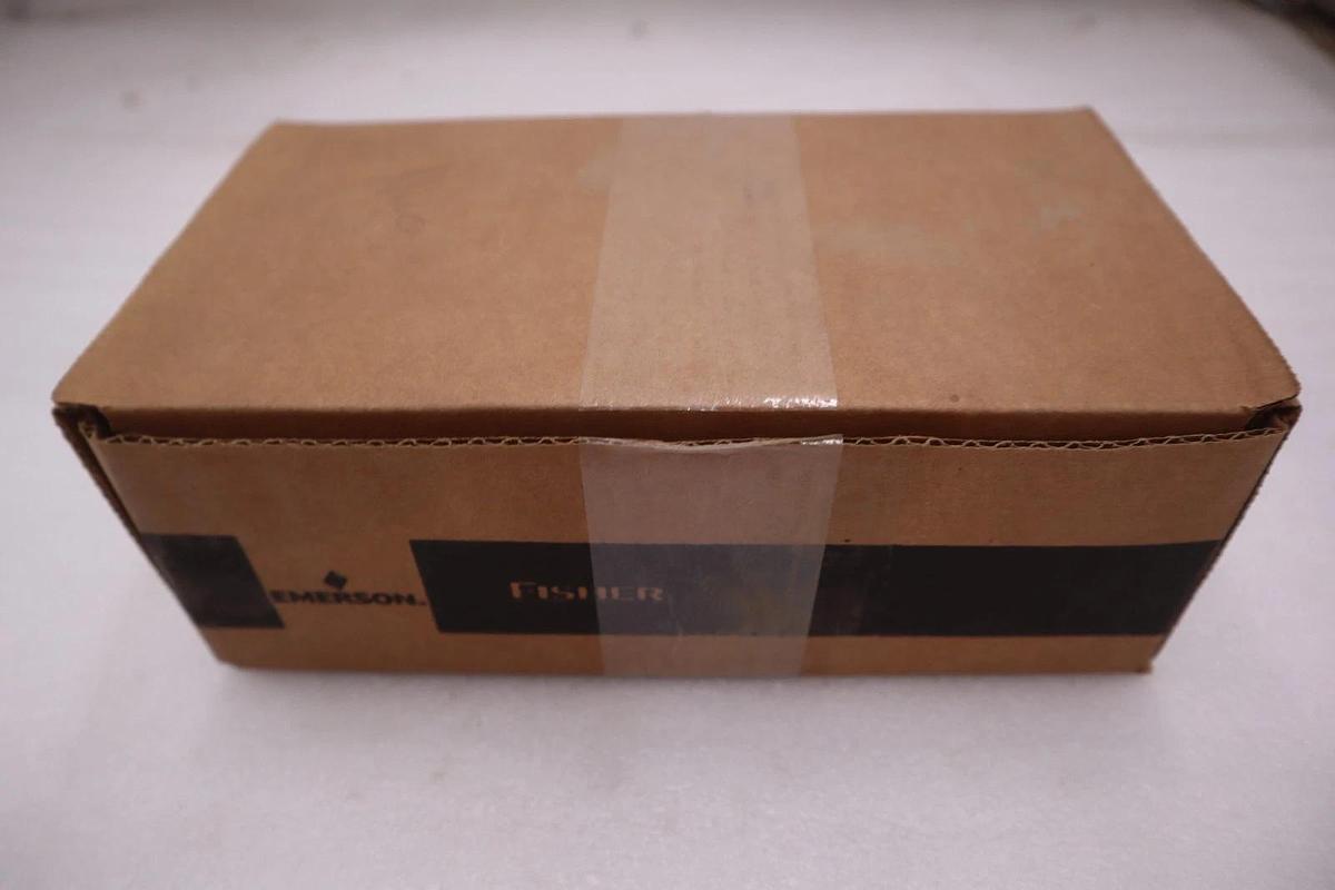 NEW OPEN BOX FISHER CONTROLS 67CFR-600 PRESSURE REGULATOR STK GF973