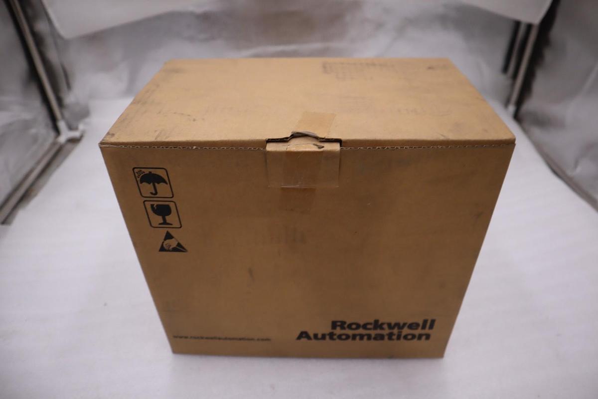 Allen Bradley 25B-D017N104 /A PowerFlex 525 480V 17A AC Drive - NEW - STK 5058CC