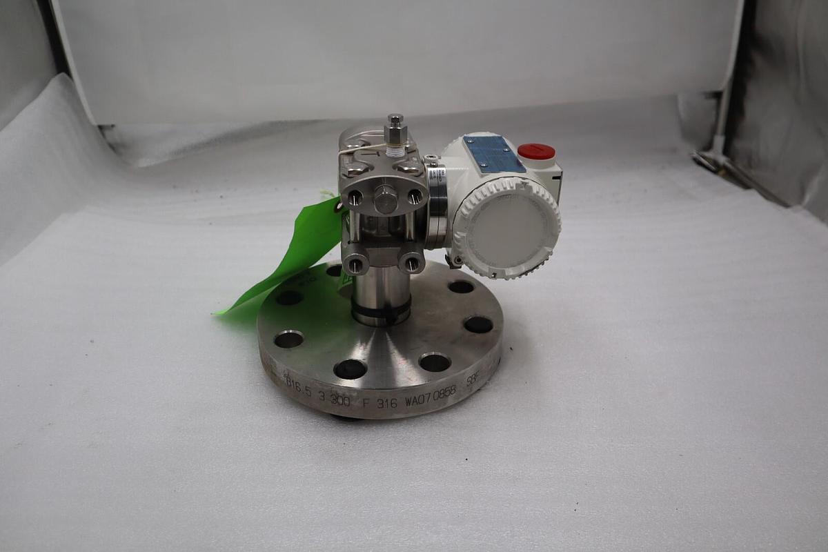 HART PRESSURE 264DCHEEFSSSB4A1V2E6 W/ WA07 0858 SBF TRANSMITTER STOCK 5889