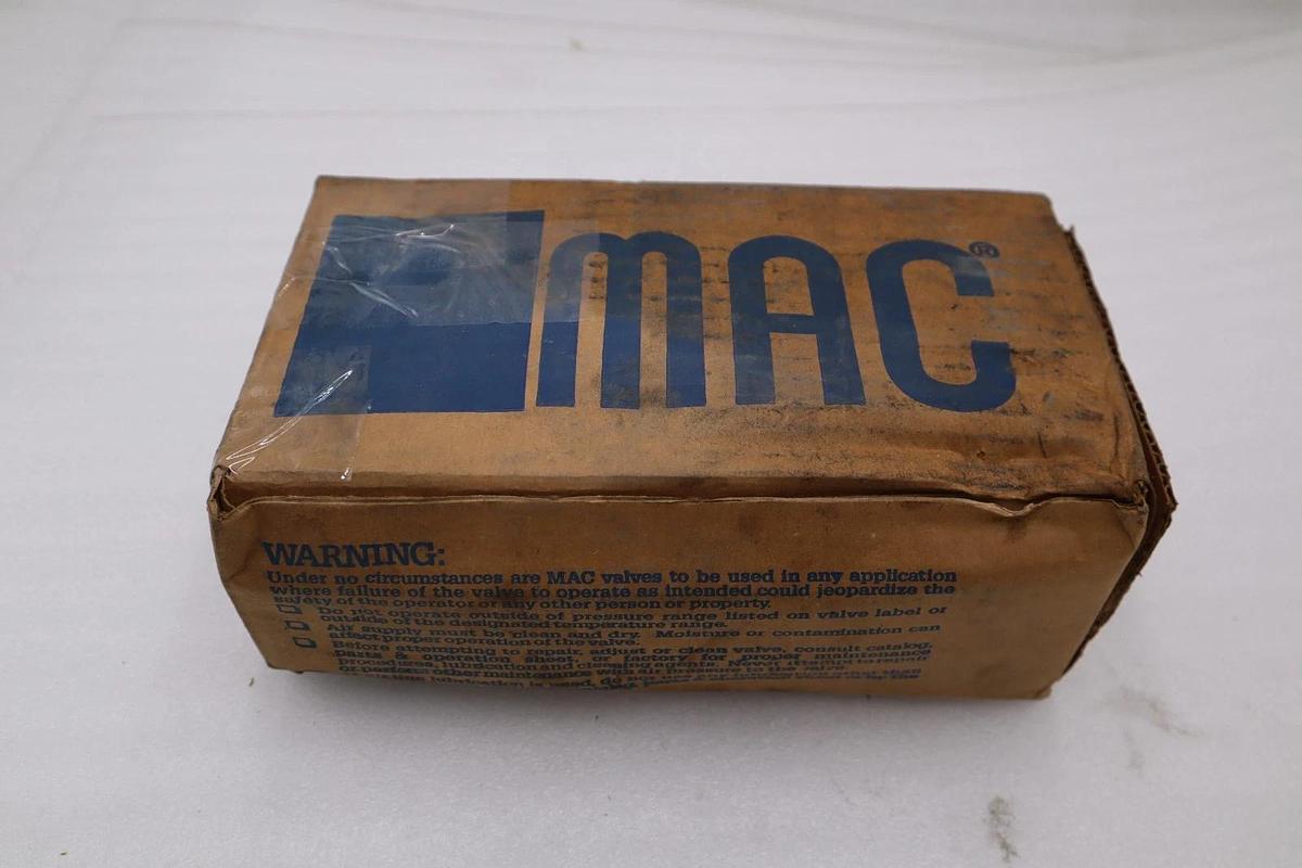 Used NEW IN BOX MAC VALVES INC 57D-12-612AA / 57D12612AA STOCK H1037