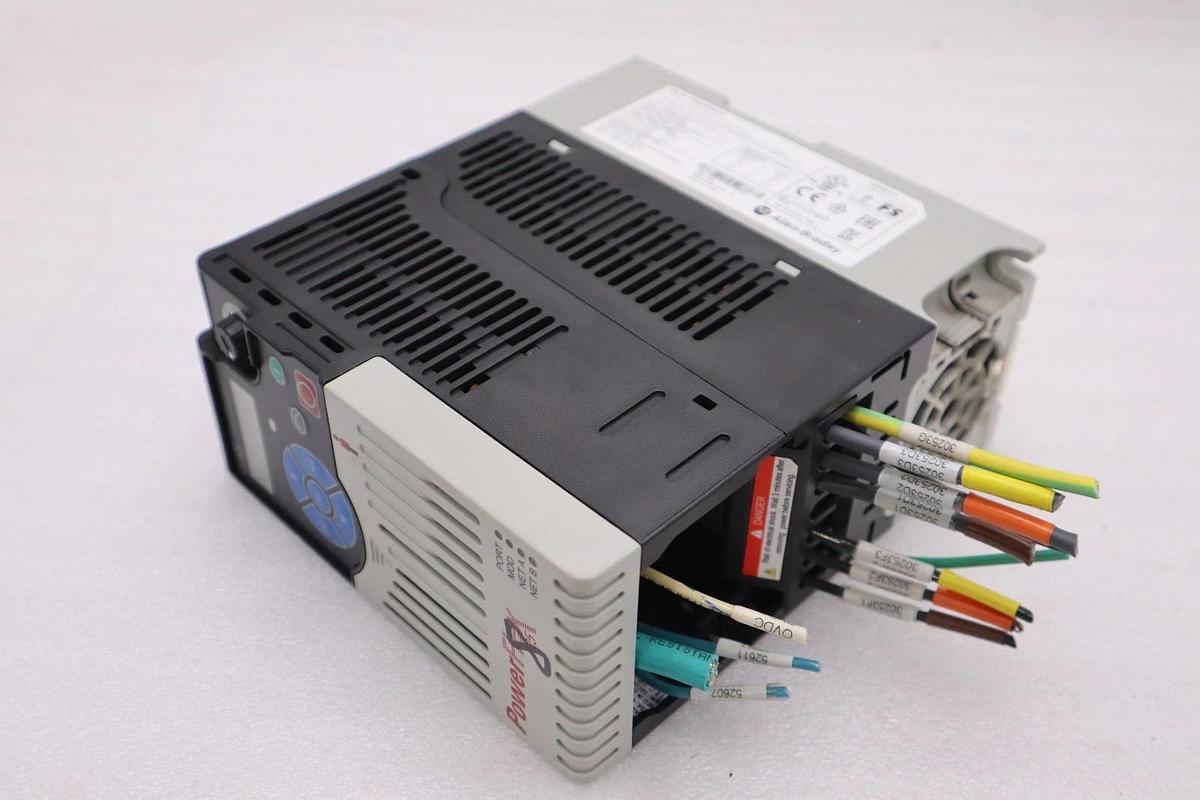 Used USED ALLEN BRADLEY 25B-D2P3N104 POWERFLEX 525 SER. A 1.0HP 25BD2P3N104 #H1821