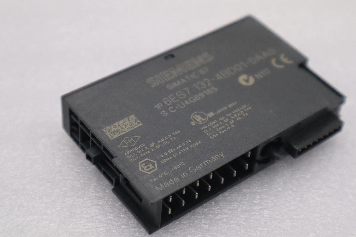 Used LOT OF 3 - Siemens 6ES7 132-4BD01-0AA0 Simatic S7 Digital Output Module #L-343-C