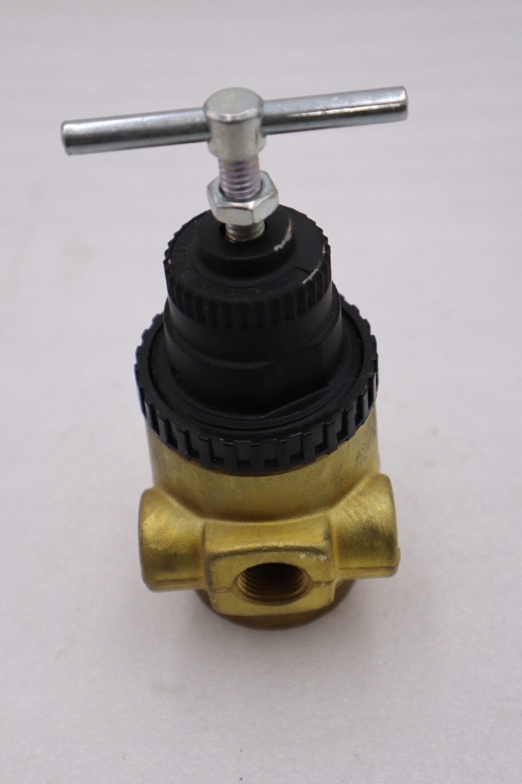 Used NORGREN R43-301-NNLA / R43301NNLA BRASS VALVE NEW (EIGHT AVAILABLE) STOCK H963