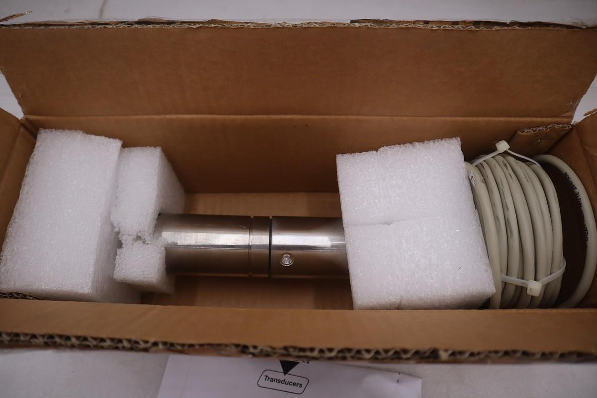 BLH ELECTRONICS KIS-2-10-KN LOAD BEAM CELL - NEW IN BOX - STOCK GF1041