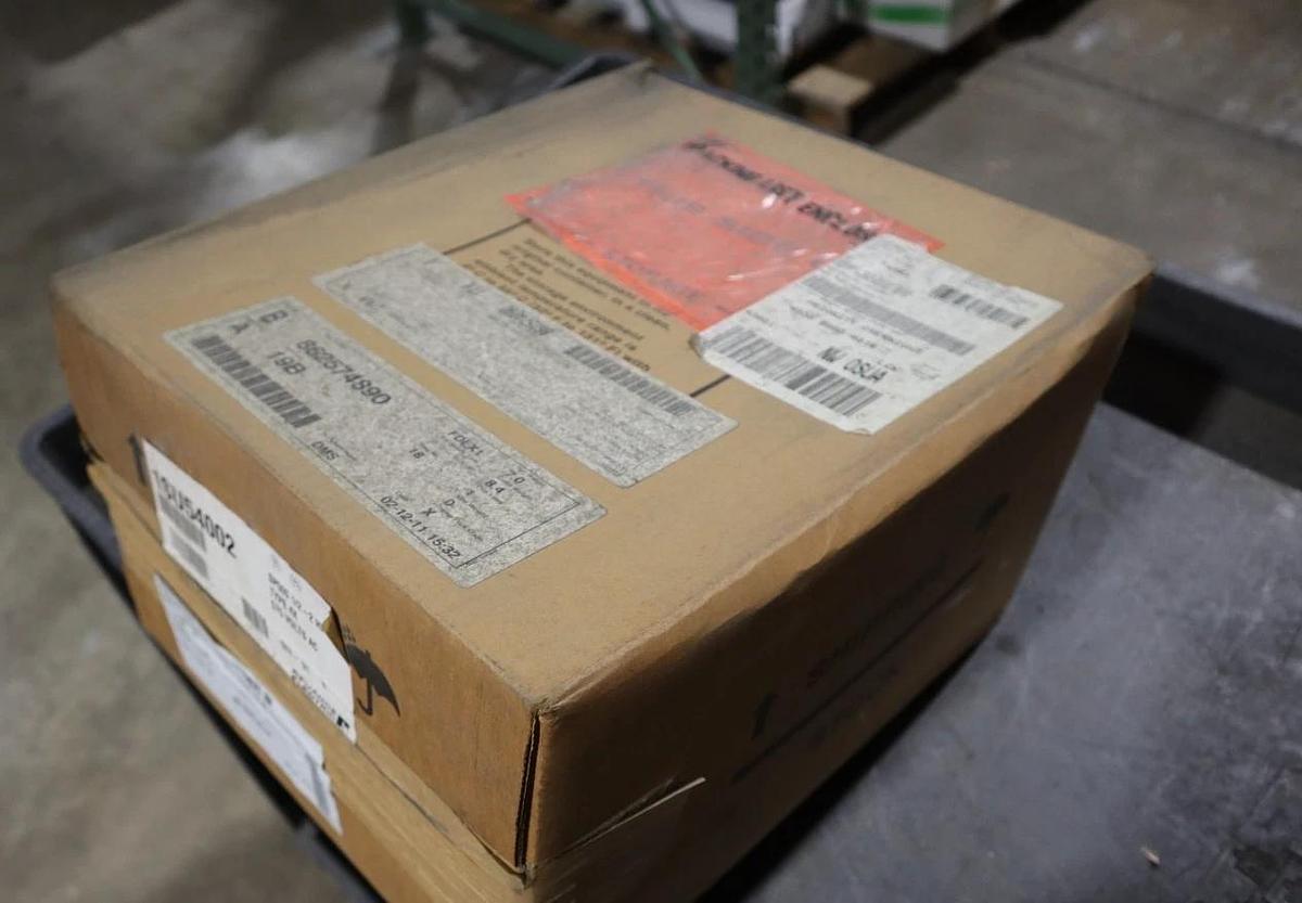 Used ABB 1SU54002 DRIVE AC DRIVE SP500 SERIES 2 HP NEW IN BOX #GF282