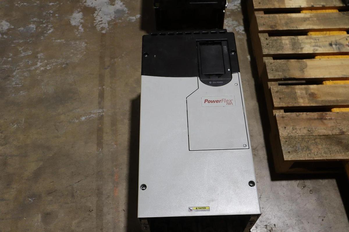 Used ALLEN BRADLEY Powerflex 755 20G1AND125JN0NNNNN 480V 100HP DRIVE VFD  #CC101