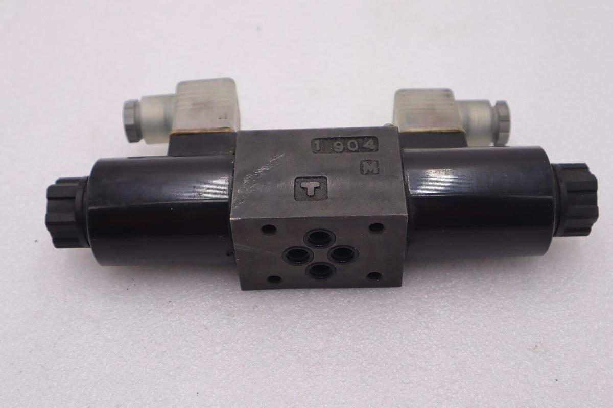 NACHI SA-G01-C6-GR-D2-30 SOLENOID OPERATED CONTROL VALVE STOCK #K-1896