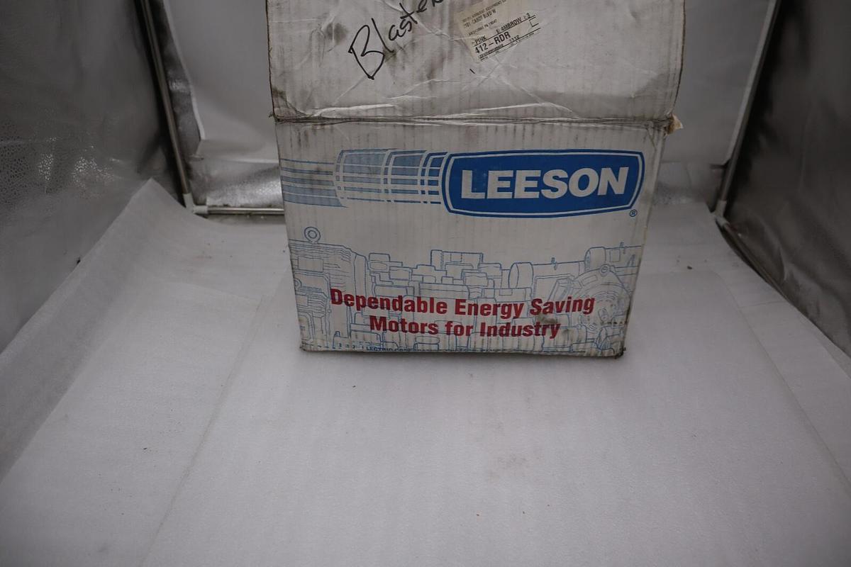 NEW IN BOX LEESON 098377.00 MOTOR 1/4HP.1750RPM.LSS56C.TEFC.90V STOCK H821