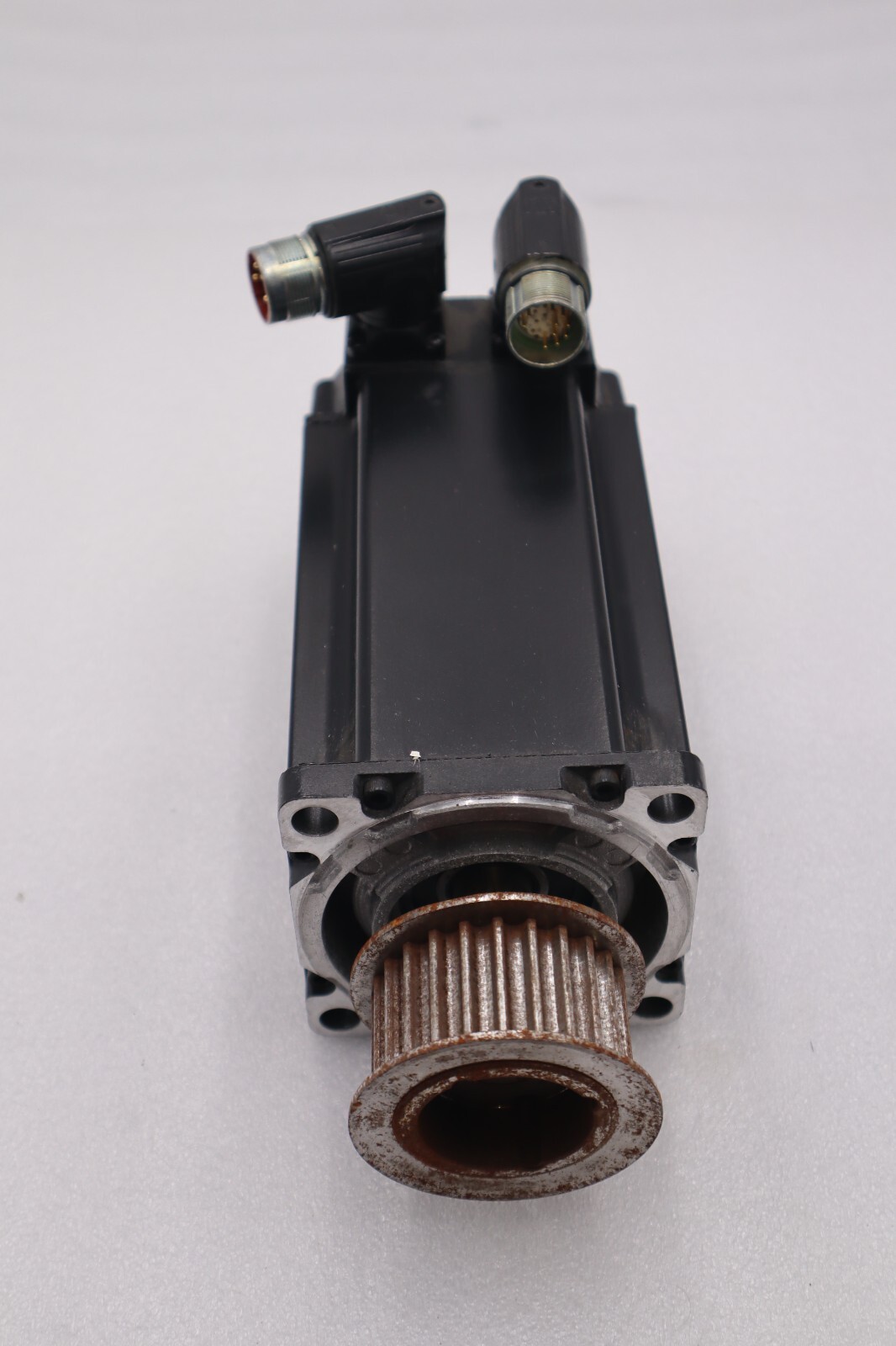 Used ALLEN-BRADLEY MPM-A1153F-SJ72AA SERIES A INVERTER DUTY SERVO MOTOR STOCK #2786