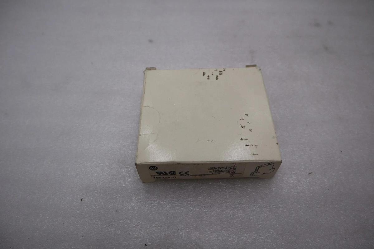 LOT OF 4 NEW OPEN BOX AB Allen Bradley 195-GA10 Contact Switch STK H1125A