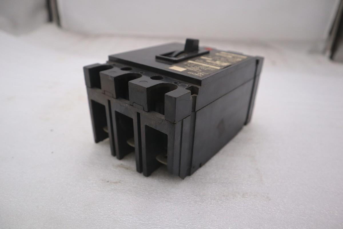 Used CUTLER HAMMER FC3040 FC 3P 600V 40 AMP CIRCUIT BREAKER STOCK #K-3723