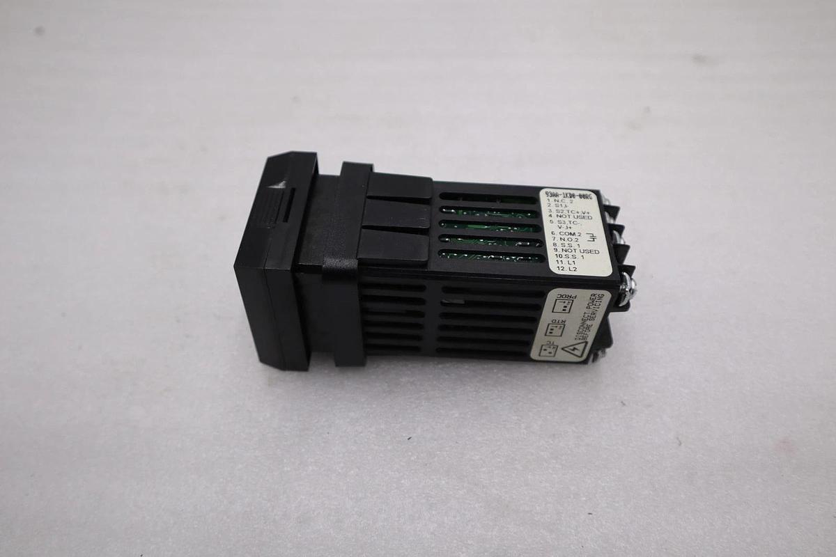 Used Watlow 93AA-1KD0-00RG Temperature Control Module Display STOCK L100C