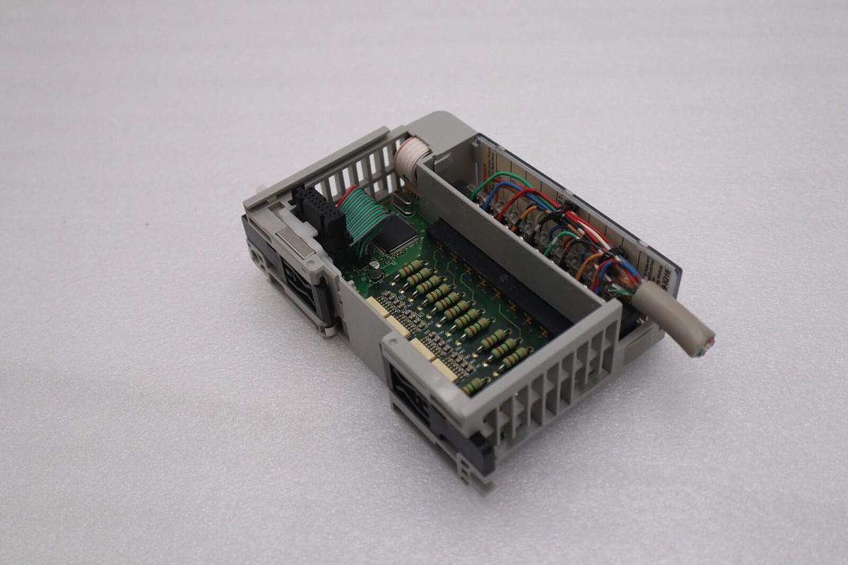 Used ALLEN-BRADLEY 1769-IQ16 SERIES A 16 PT. INPUT MODULE STOCK #K-1562C