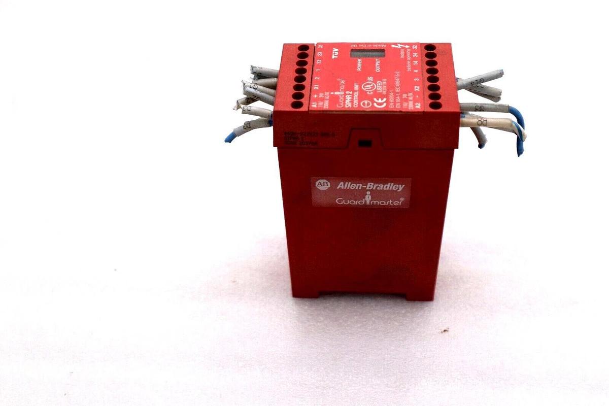 Used ALLEN BRADLEY 440NS32021 GUARDMASTER SIPHA2 CONTROL UNIT #L-281