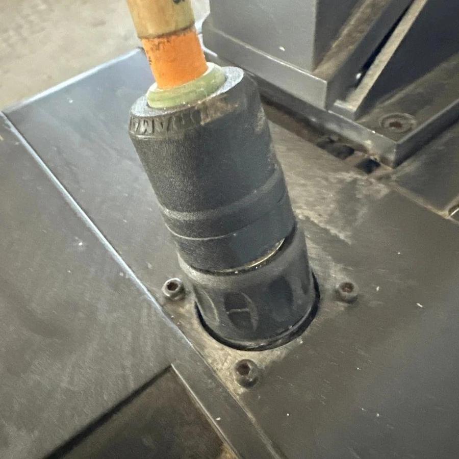 Used Rexroth R911309450 Servo Induction Motor MAD130B-0100-SA-S0-BQ0-35-V1 #HP106